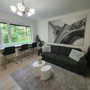 Close To The Metro And The Beach!!! With A View Of The Scandinavian Forest Apartment